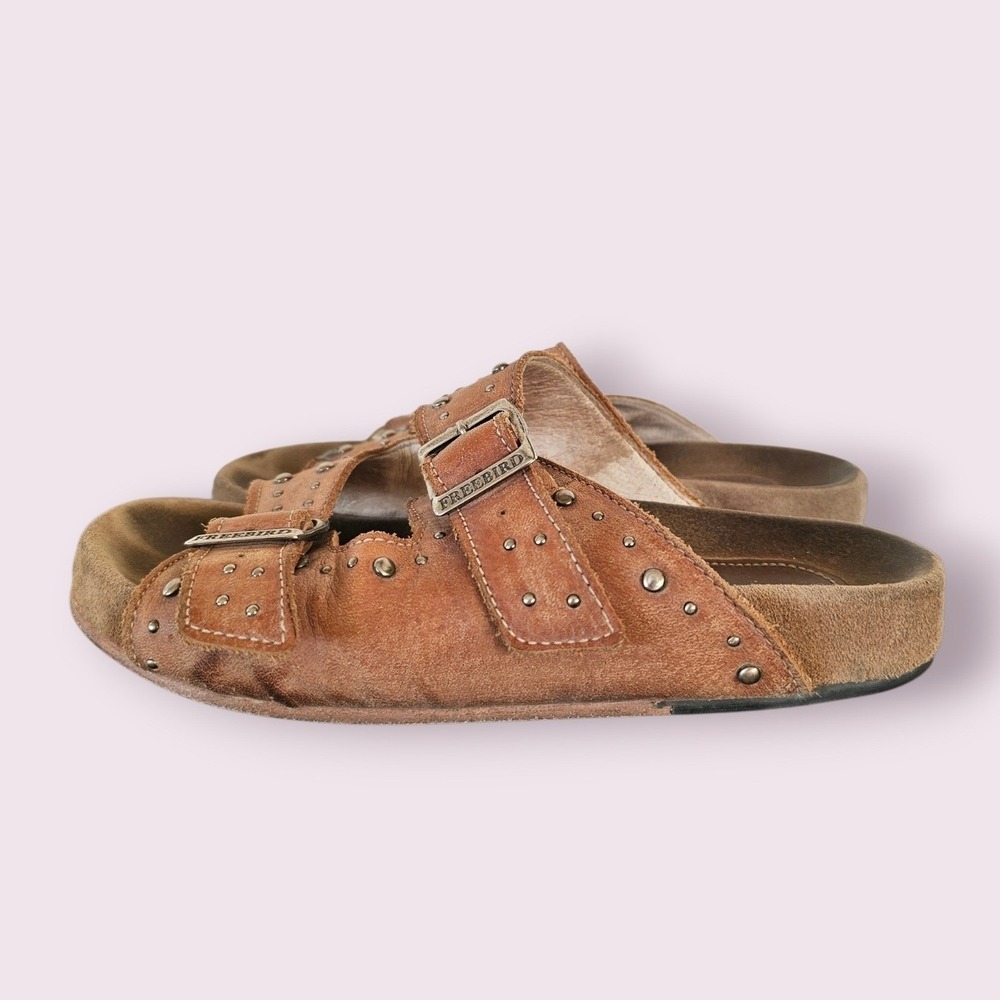 FREEBIRD Asher Wheat Rivets Bohemian Chic Art Buckles Leather Sandals sz 7
